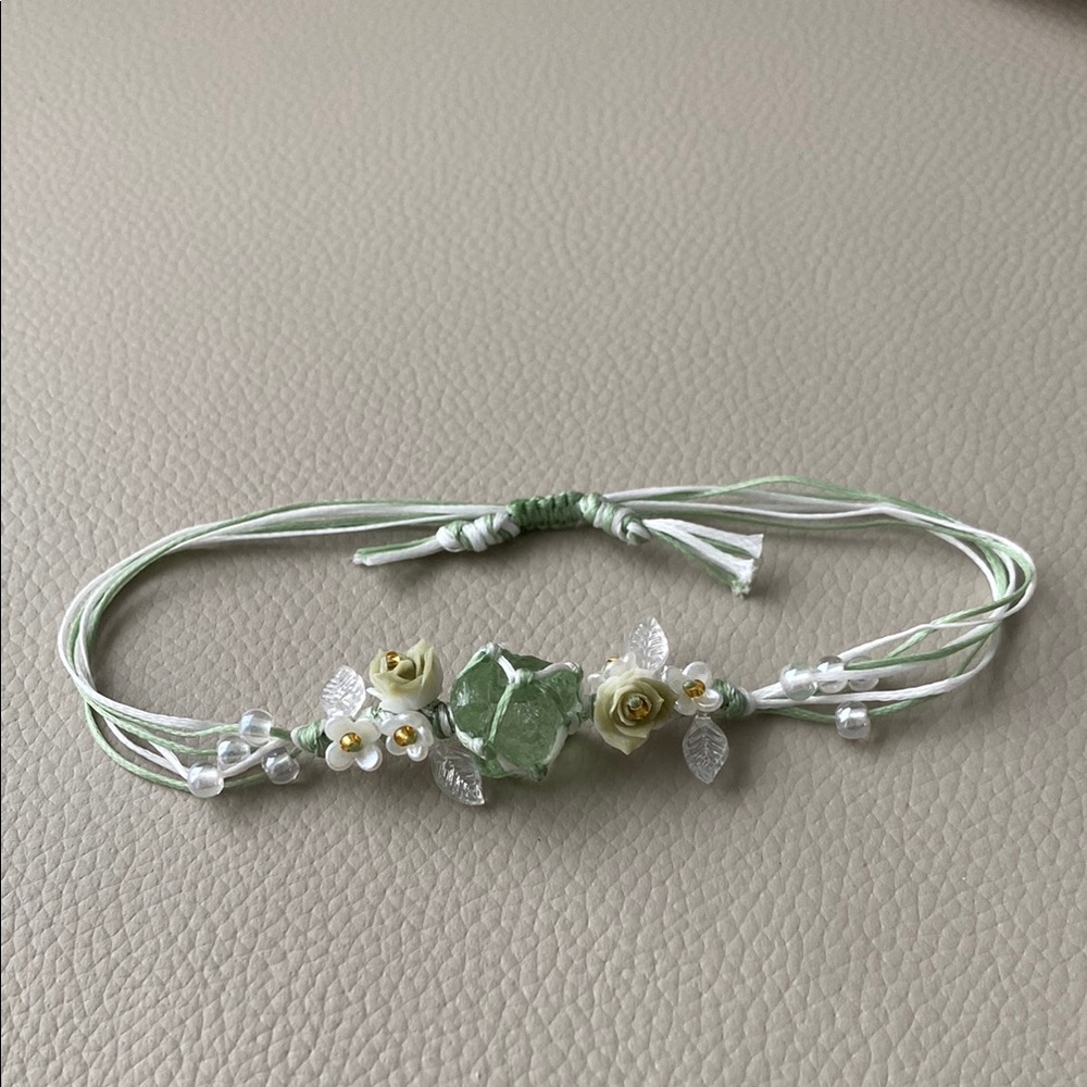 Elegant Green Floral Bracelet